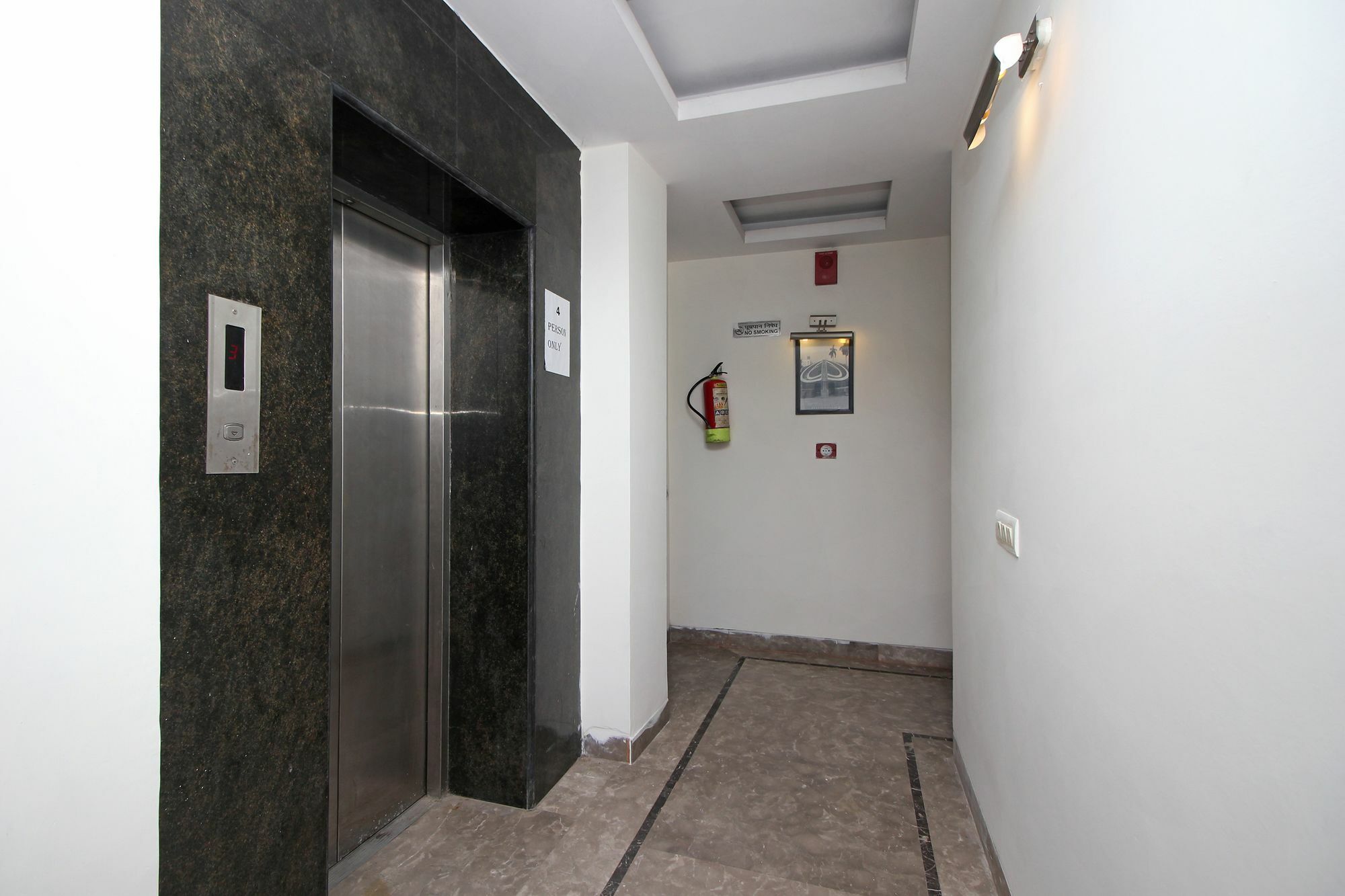 Oyo 9030 Hotel Delhi Airport Plaza New Delhi Luaran gambar